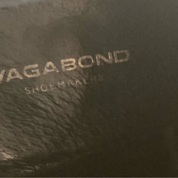 VAGABOND Sz 41 Chunky  3” Heel .75” Platform Suede Ankle Boots - Picture 7 of 15